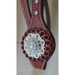 Showhodelag med pannebnd og klare krystaller 